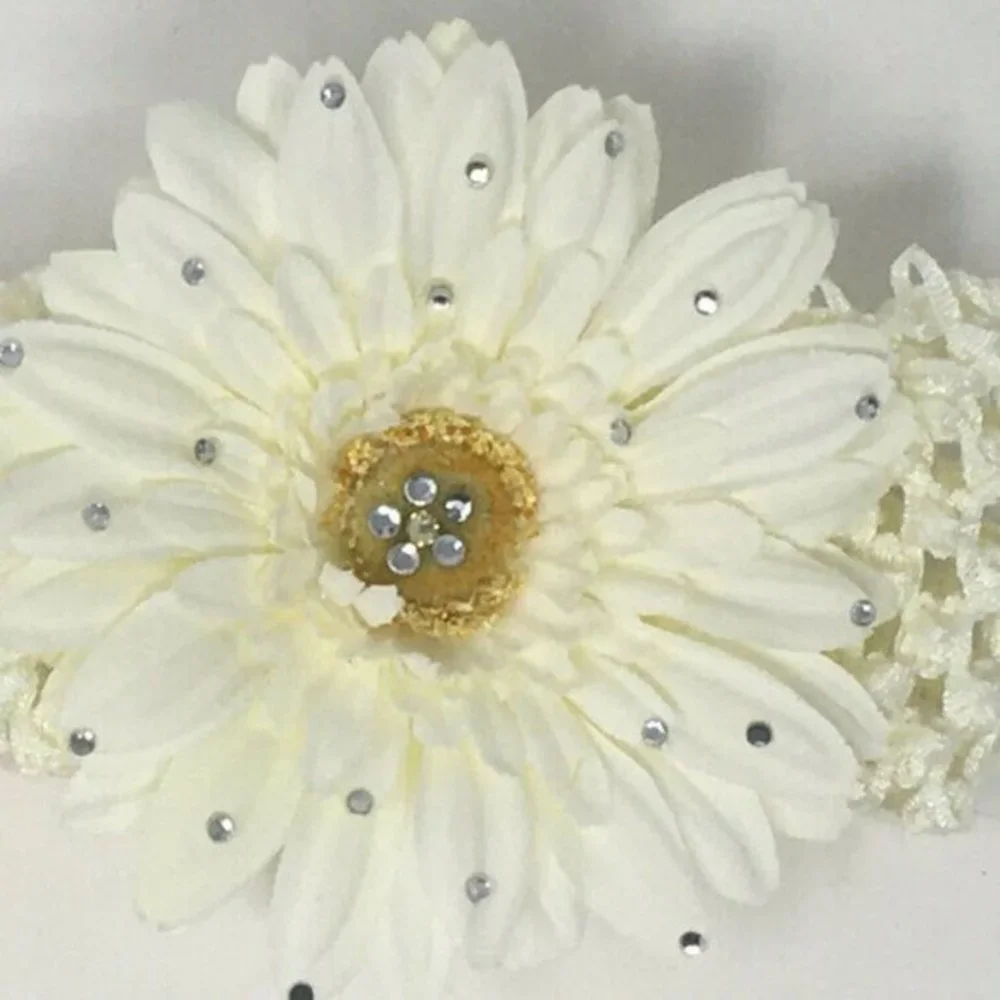 Baby Girls White Flower Crocheted Headband 0-12M